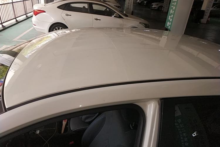 Used Venucia D60EV 2023 PLUS Comfort Edition SI Model Roof