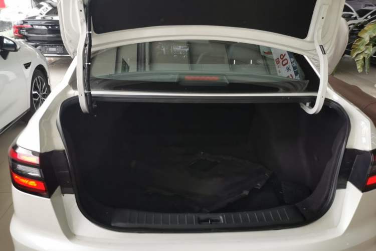 Used Venucia D60EV 2023 PLUS Comfort Edition CI Model Trunk