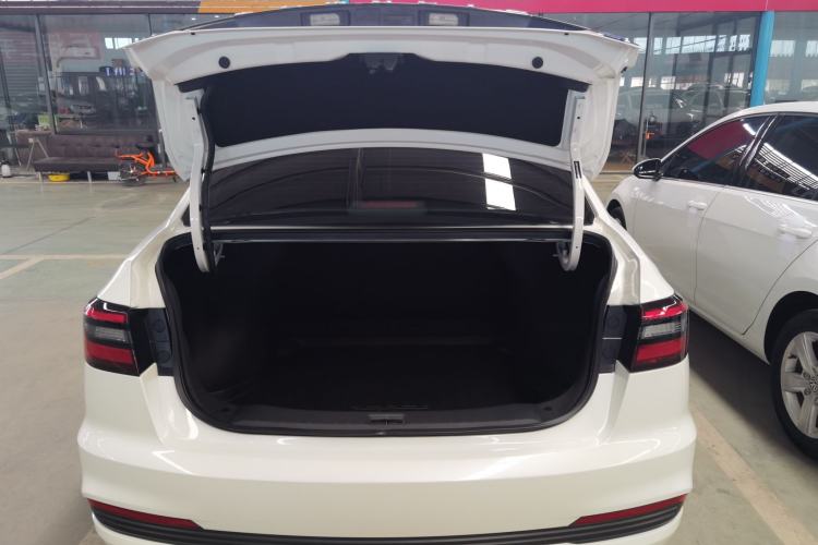 Used Venucia D60EV 2023 PLUS Comfort Edition SI Model Trunk