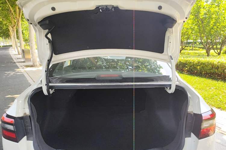 Used Venucia D60EV 2023 PLUS Comfort Edition RJ Model Trunk