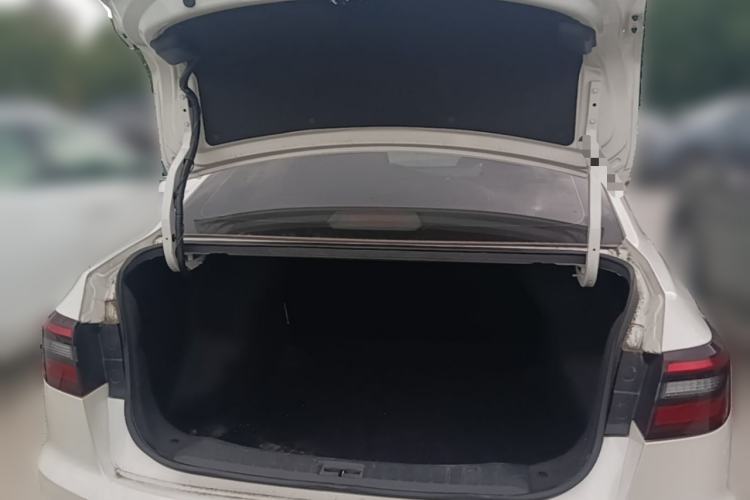 Used Venucia D60EV 2023 PLUS Comfort Edition RJ Model Trunk