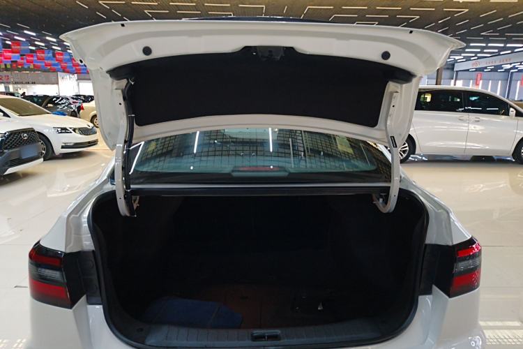 Used Venucia D60EV 2023 PLUS Comfort Edition CI Model Trunk