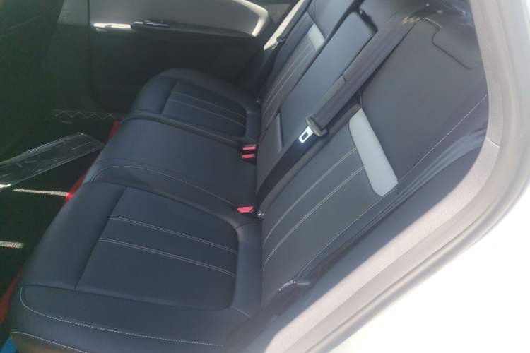 Used Venucia VX6 2025 Large Flat-Layout 520 Pro Interior 4
