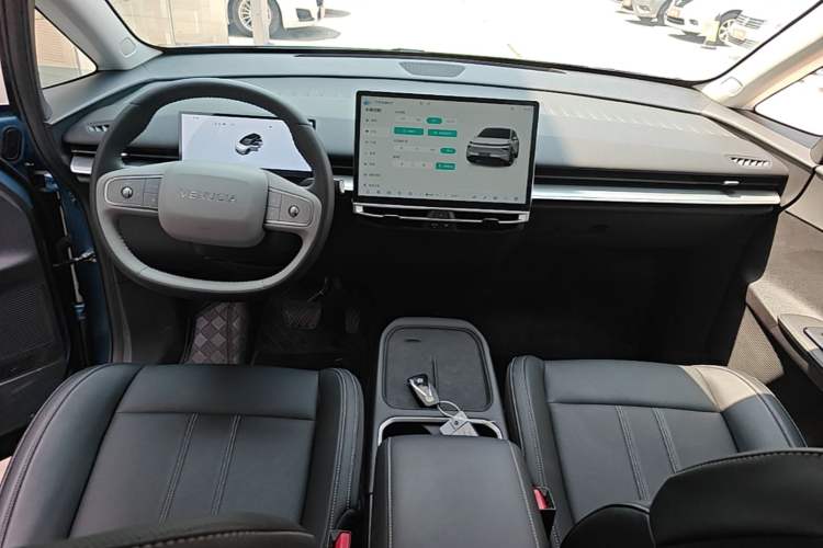 Used Venucia VX6 2023 520 Pro Center Console