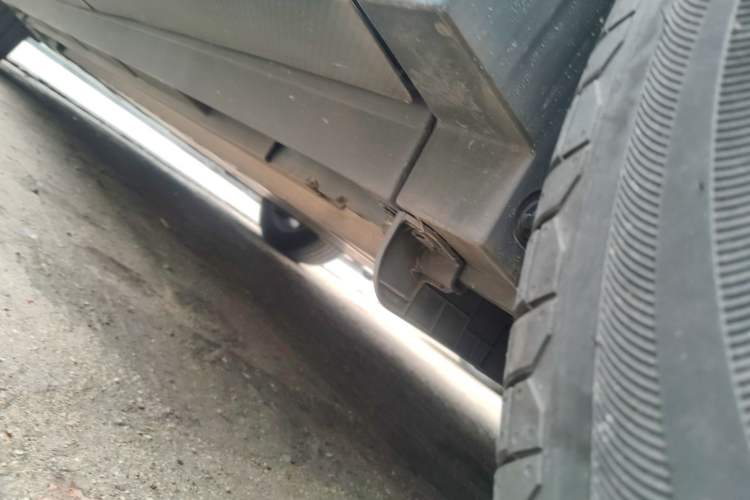 Used Venucia VX6 2023 520 Max Chassis Rear Left