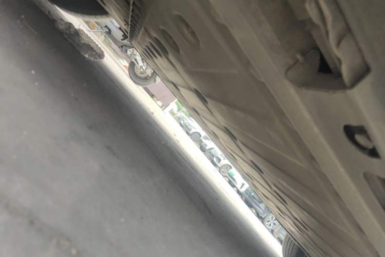 Used Venucia VX6 2023 520 Max Chassis Rear Right