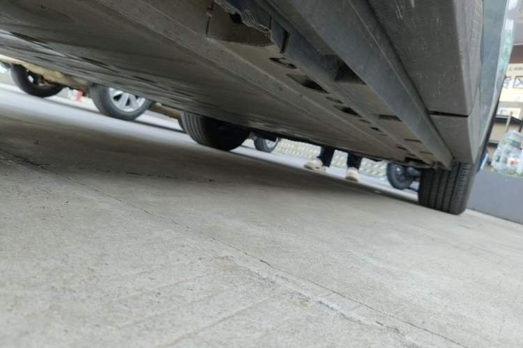 Used Venucia VX6 2023 520 Max Chassis Rear Right