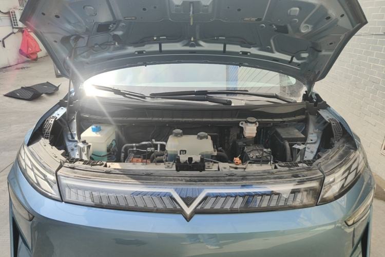 Used Venucia VX6 2023 520 Max Engine Bay