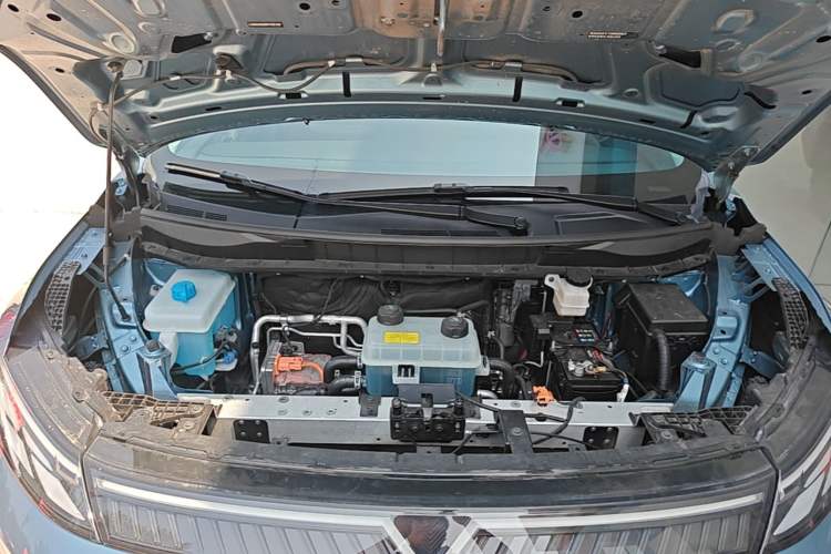 Used Venucia VX6 2023 520 Pro Engine Bay