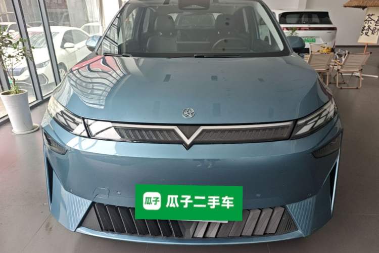 Used Venucia VX6 2023 520 Max Front