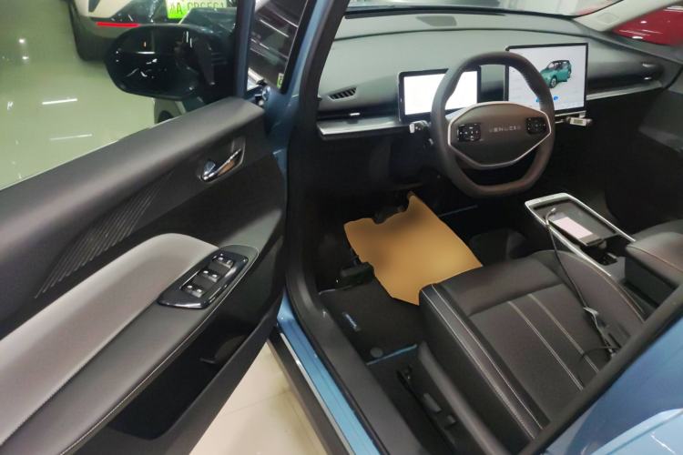 Used Venucia VX6 2023 520 Pro Interior 3