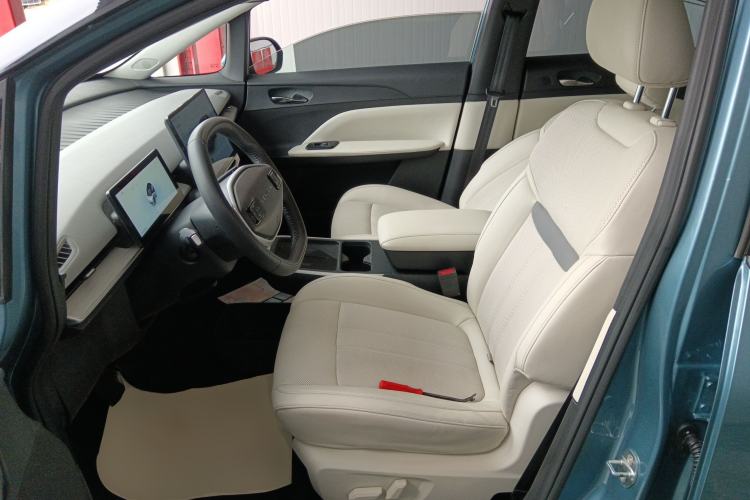 Used Venucia VX6 2023 520 Max Left Front Seat