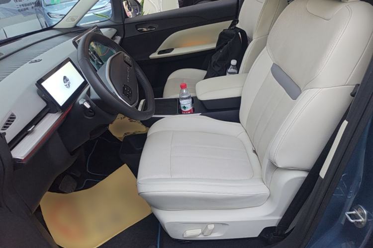 Used Venucia VX6 2023 520 Max Left Front Seat