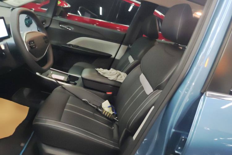Used Venucia VX6 2023 520 Pro Left Front Seat
