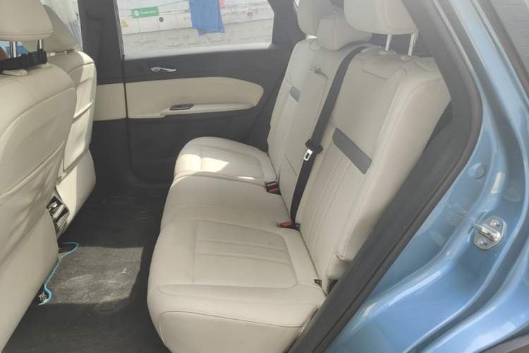 Used Venucia VX6 2023 520 Max Left Rear Seat