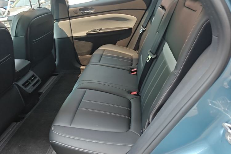 Used Venucia VX6 2023 520 Pro Left Rear Seat