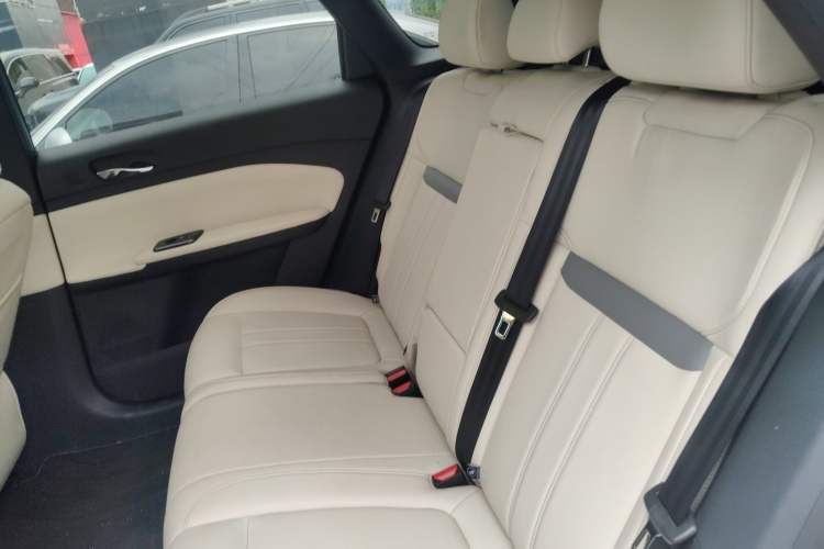 Used Venucia VX6 2023 520 Max Left Rear Seat