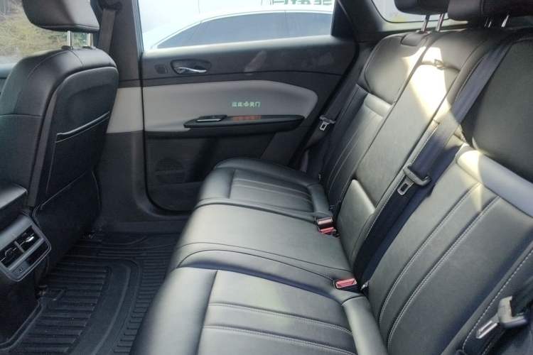 Used Venucia VX6 2023 520 Max Left Rear Seat