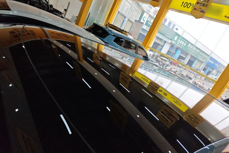 Used Venucia VX6 2023 520 Air Roof