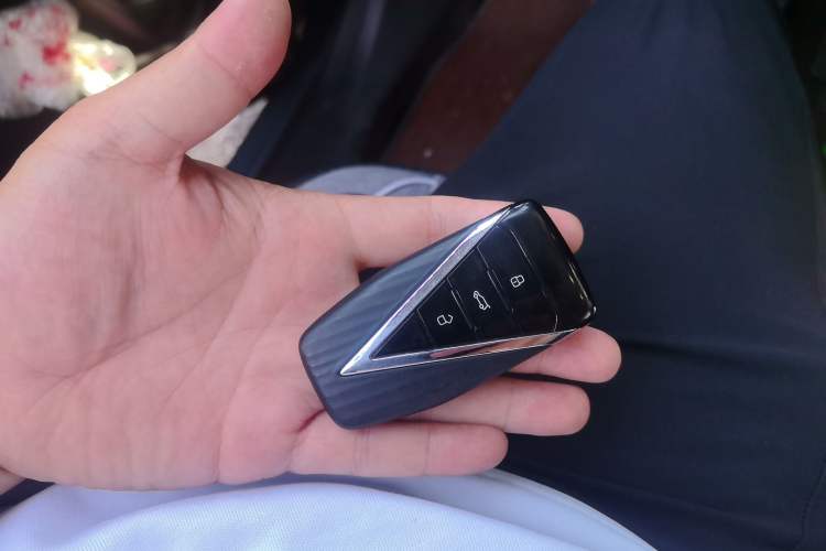 Used Venucia VX6 2023 520 Pro Vehicle Key