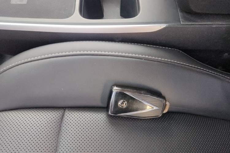 Used Venucia VX6 2023 520 Max Vehicle Key