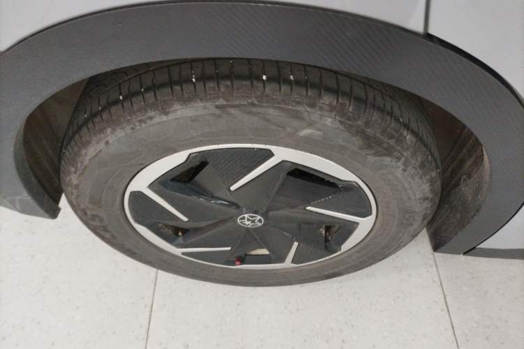 Used Venucia VX6 2023 520 Pro Exterior 8