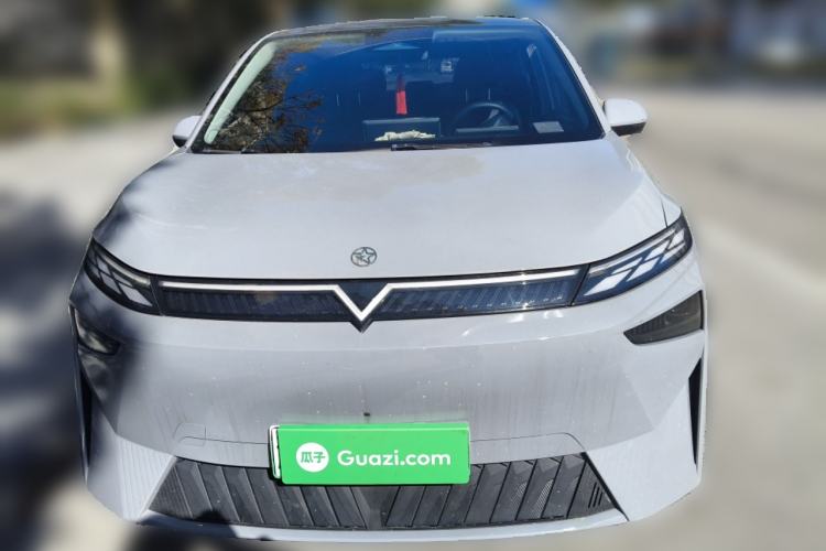 Used Venucia VX6 2023 520 Pro Front