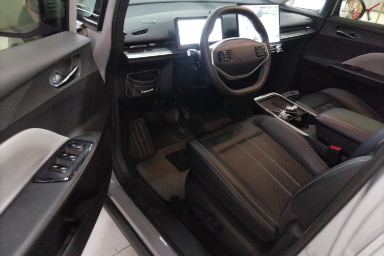 Used Venucia VX6 2023 520 Pro Interior 3