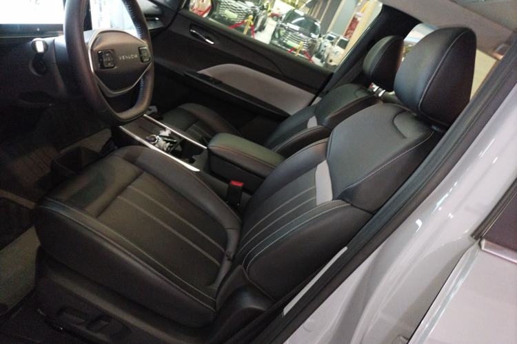 Used Venucia VX6 2023 520 Pro Left Front Seat