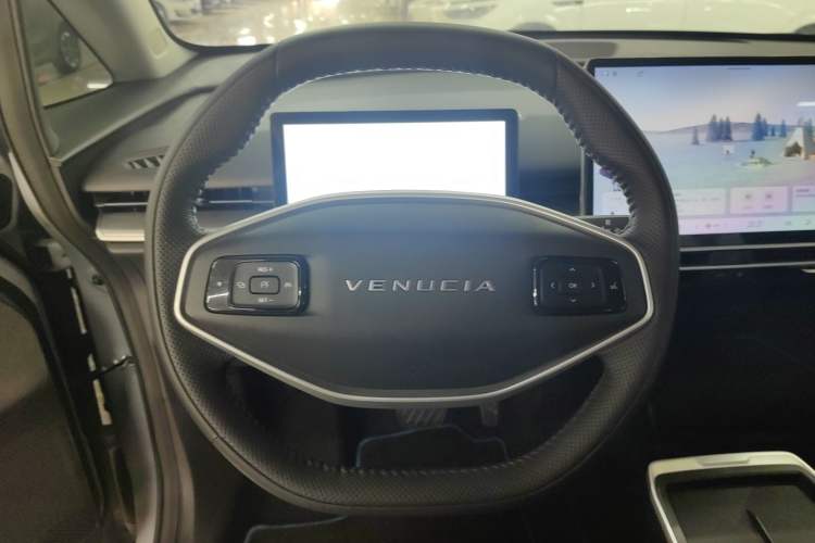 Used Venucia VX6 2023 520 Air Steering Wheel