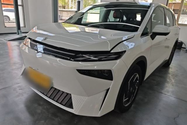 Used Venucia VX6 2023 520 Max