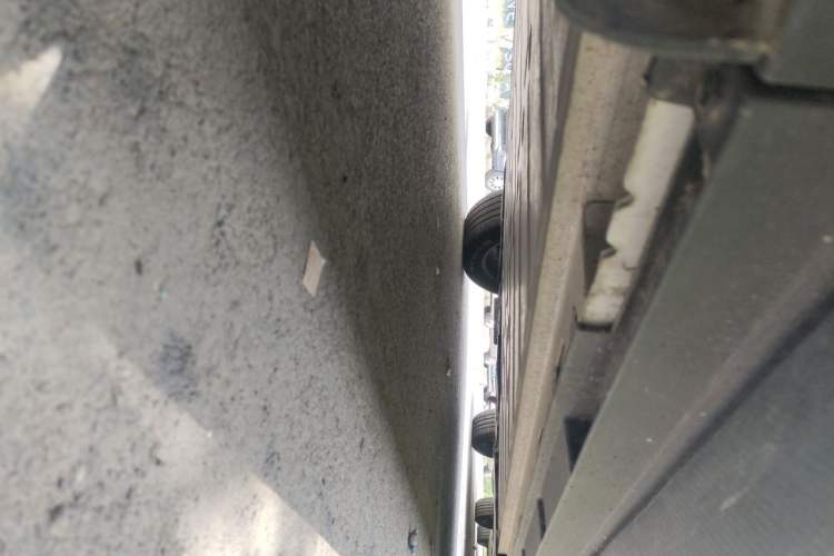 Used Venucia VX6 2023 520 Max Chassis Rear Right