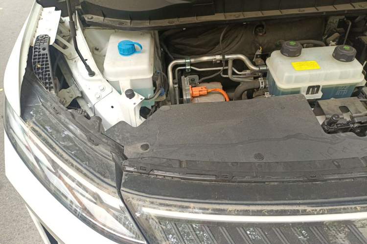 Used Venucia VX6 2023 520 Pro Engine Bay Right