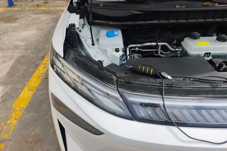Used Venucia VX6 2023 520 Pro Engine Bay Right