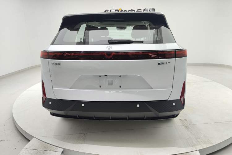 Used Venucia VX6 2023 520 Air Exterior 4