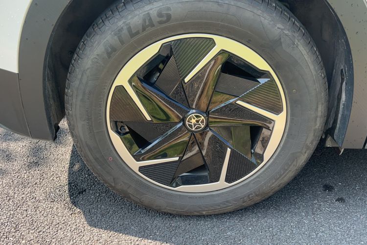 Used Venucia VX6 2023 520 Pro Exterior 8