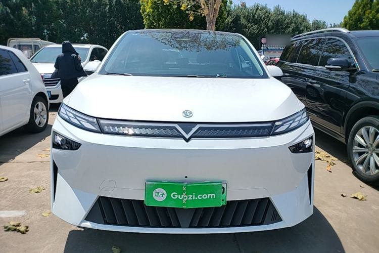 Used Venucia VX6 2023 520 Pro Front