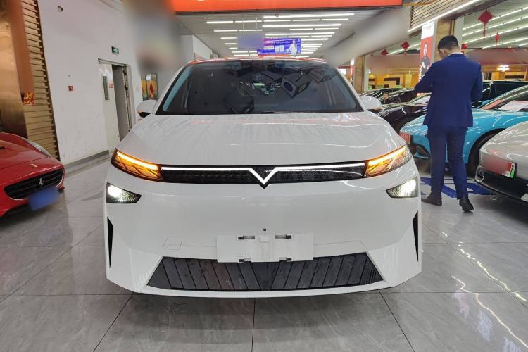 Used Venucia VX6 2023 520 Air Front