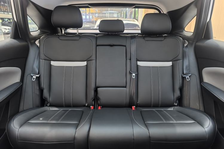 Used Venucia VX6 2023 520 Max Interior 2