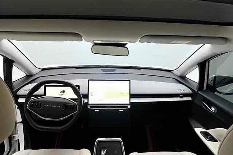 Used Venucia VX6 2023 520 Max Interior 4