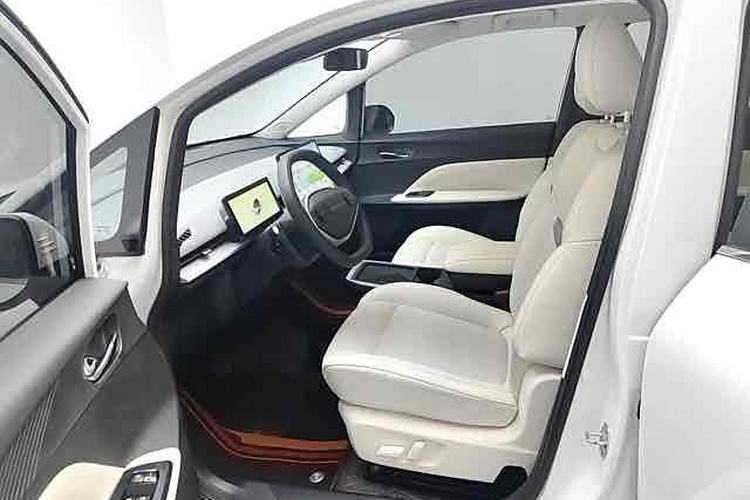Used Venucia VX6 2023 520 Max Left Front Seat