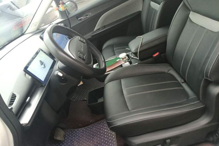 Used Venucia VX6 2023 520 Max Left Front Seat