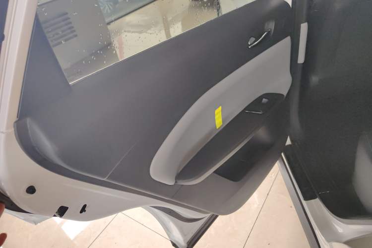 Used Venucia VX6 2023 520 Air Left Rear Door Interior