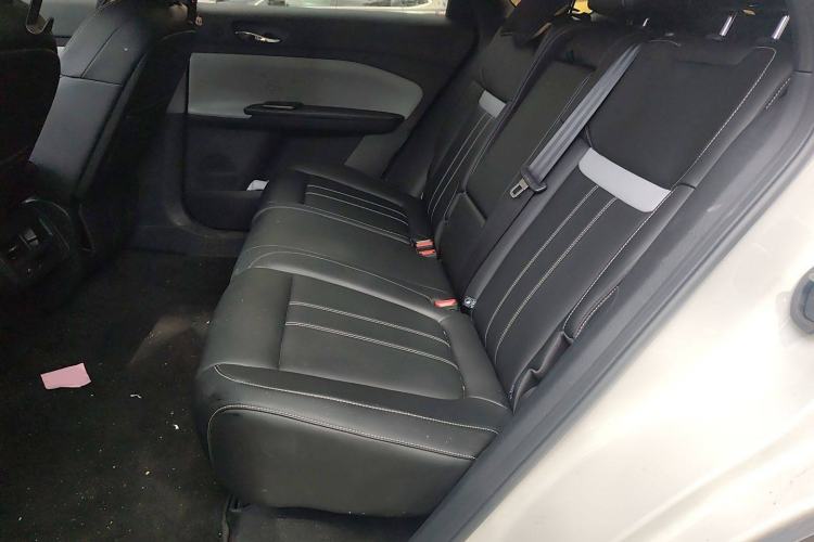 Used Venucia VX6 2023 520 Pro Left Rear Seat