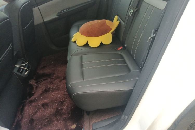 Used Venucia VX6 2023 520 Max Left Rear Seat