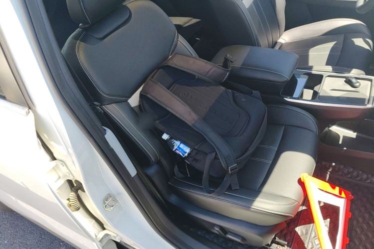 Used Venucia VX6 2023 520 Pro Right Front Seat