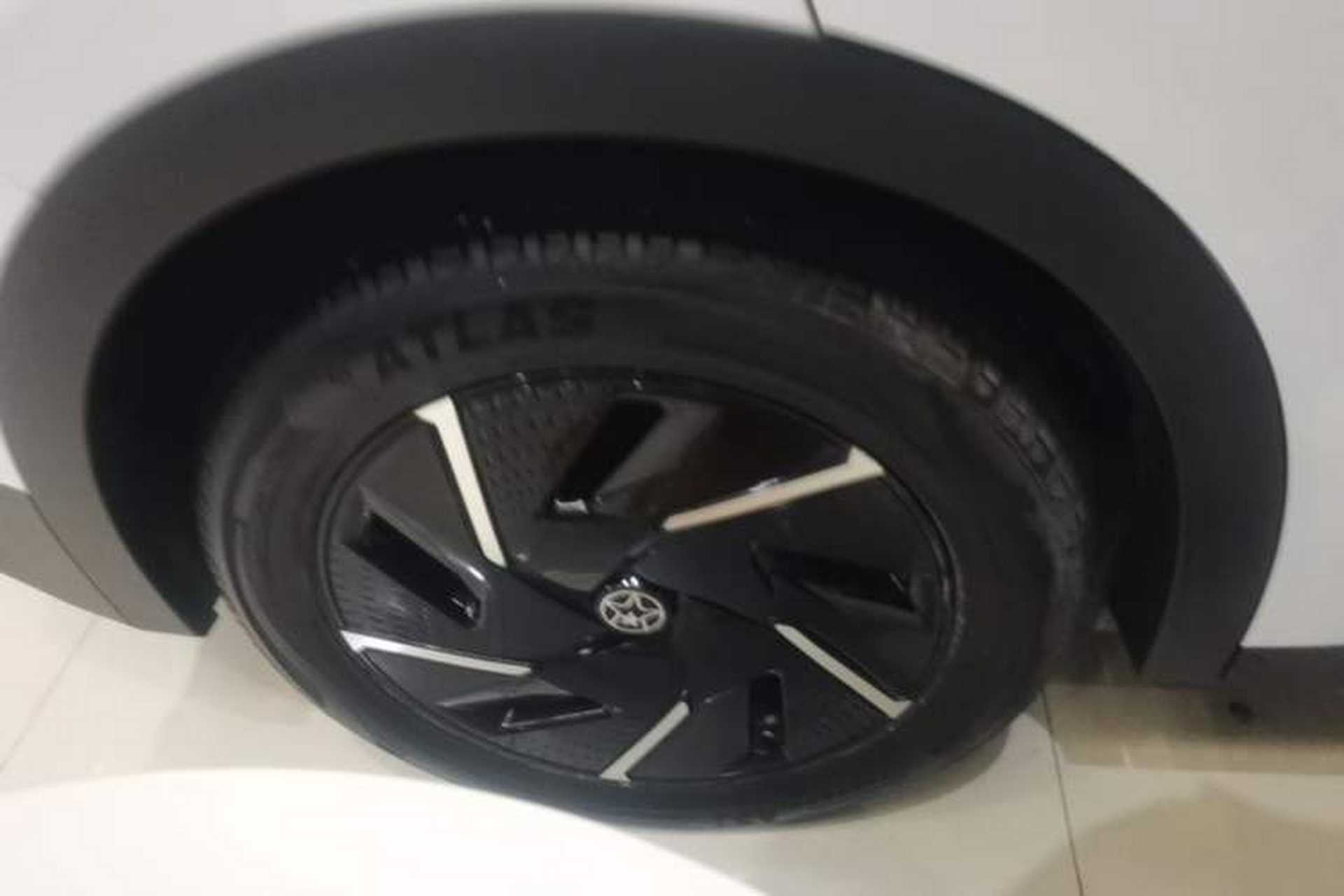 Used Venucia VX6 2023 520 Max Right Rear Wheel Hub