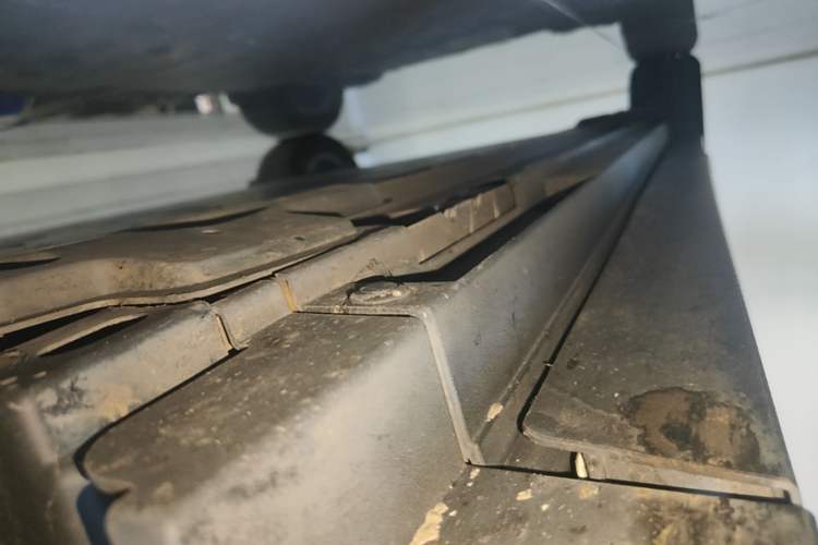 Used Venucia VX6 2023 520 Max Right Side Sill