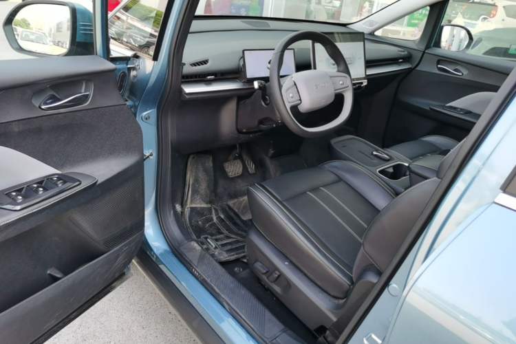 Used Venucia VX6 2024 520 Executive Edition Pro Driver Seat