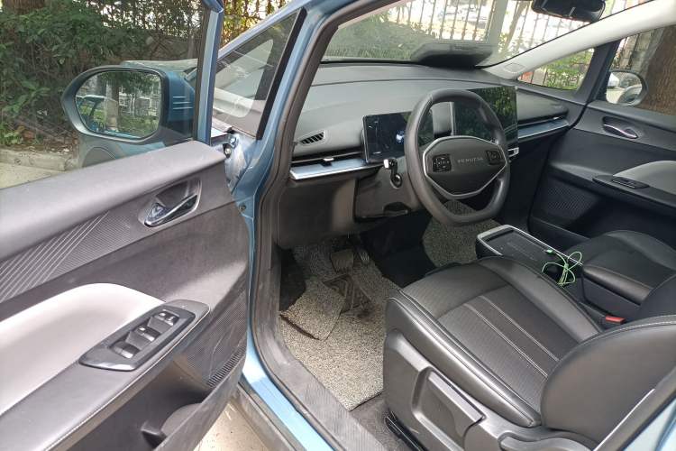 Used Venucia VX6 2024 520 Travel Edition Driver Seat